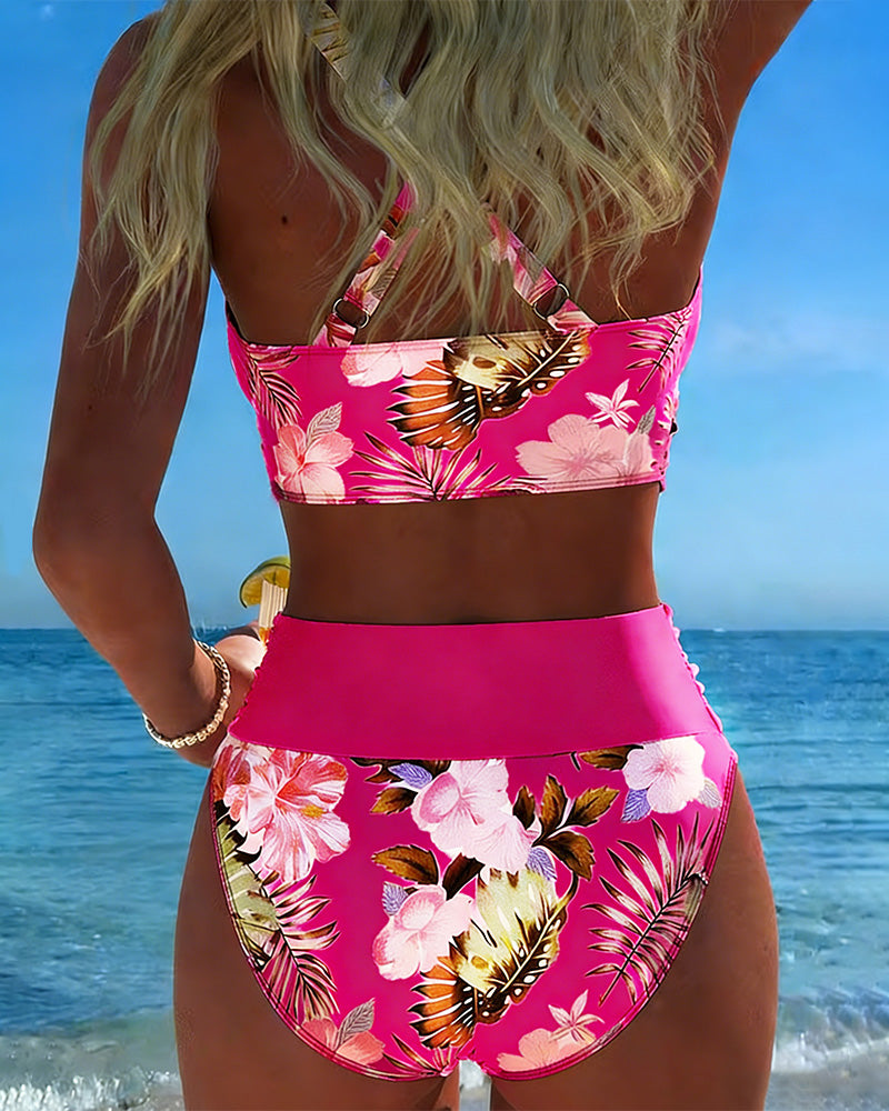 Bikini mit kontrastierendem Blumendruck und Schlitz