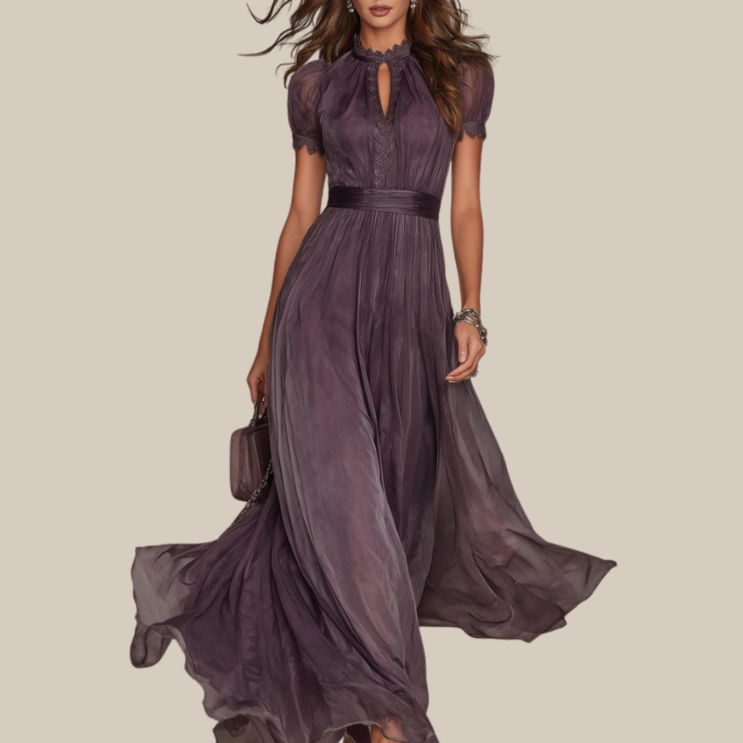 FLAVIA™ | Langes Lila Kleid Schlüssellochausschnitt Chiffon Spitzenbesatz