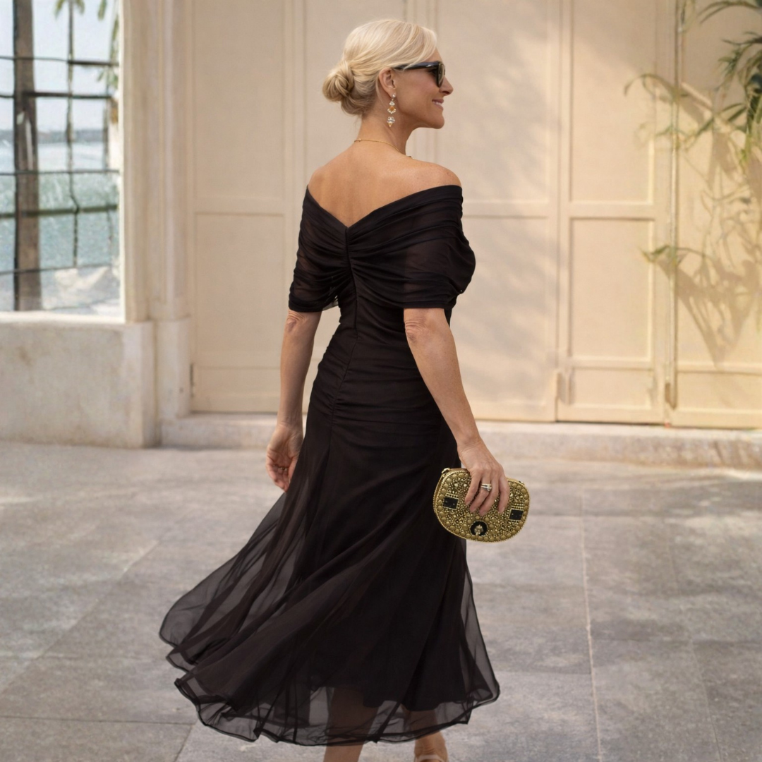 Mikaela | Vestido Longo com Decote Off-Shoulder
