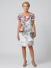 Kualani | Pure geblümtes knielanges Kleid