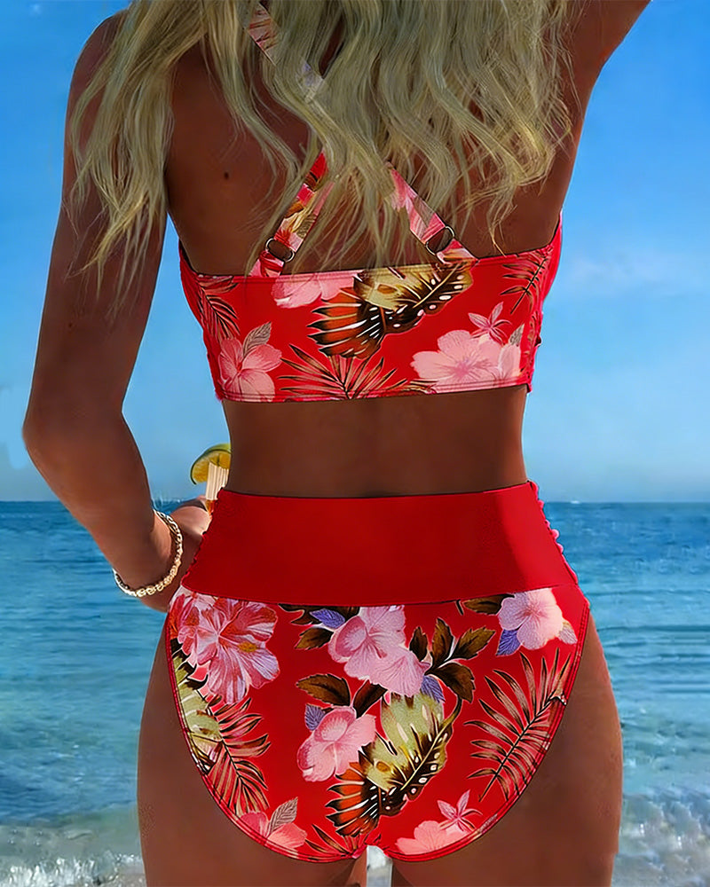 Bikini mit kontrastierendem Blumendruck und Schlitz