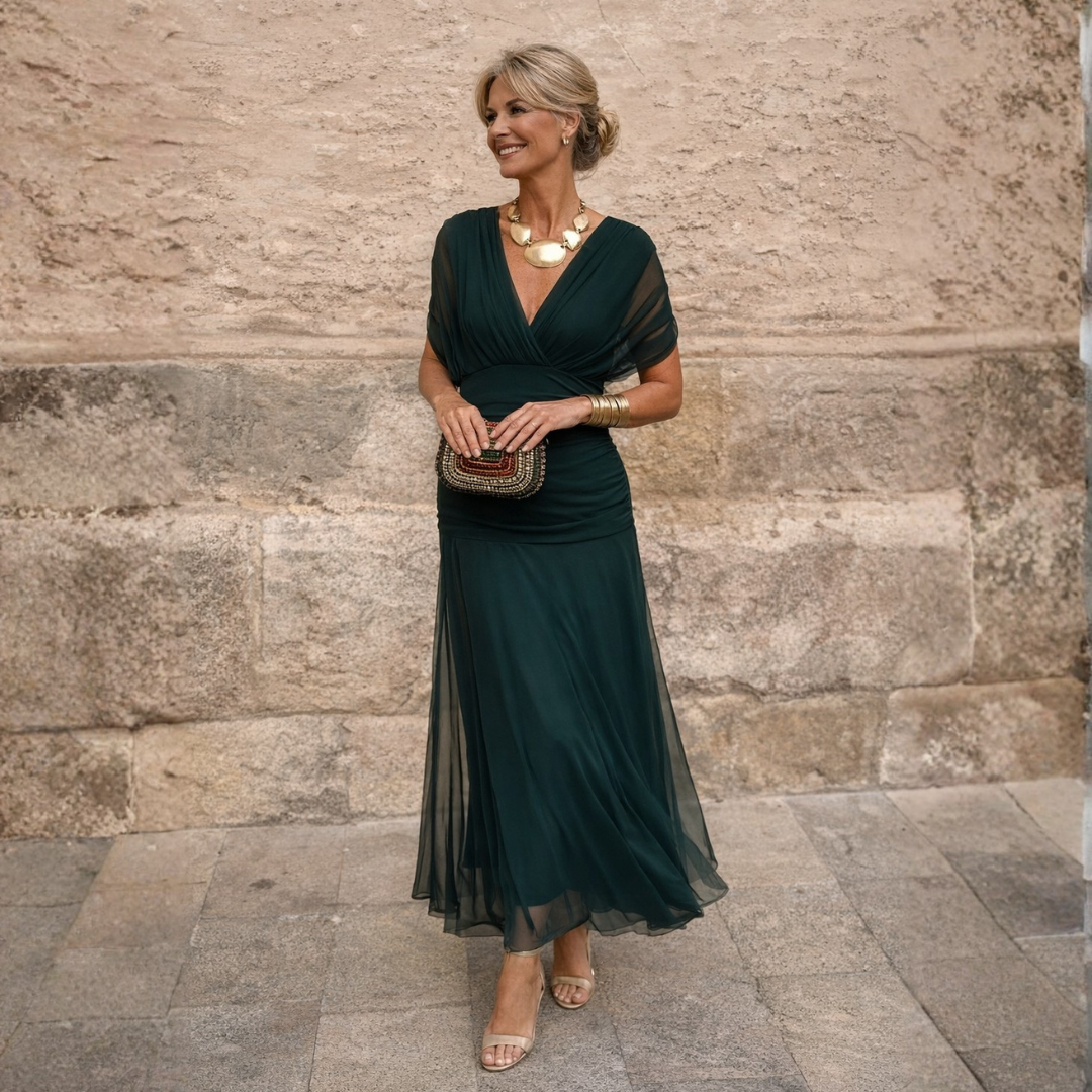 Mikaela | Vestido Longo com Decote Off-Shoulder