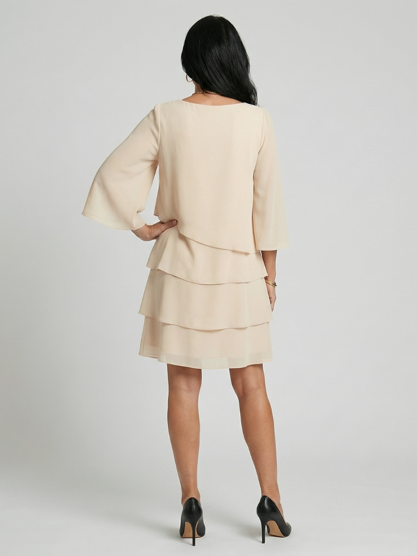 Works | Kleid mit Ärmeln in Lagen bis zum Knie