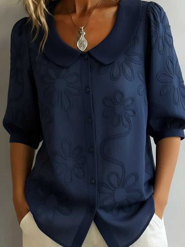 Ladina - Vintage-Hemd mit Stehkragen und gestickten Blumen