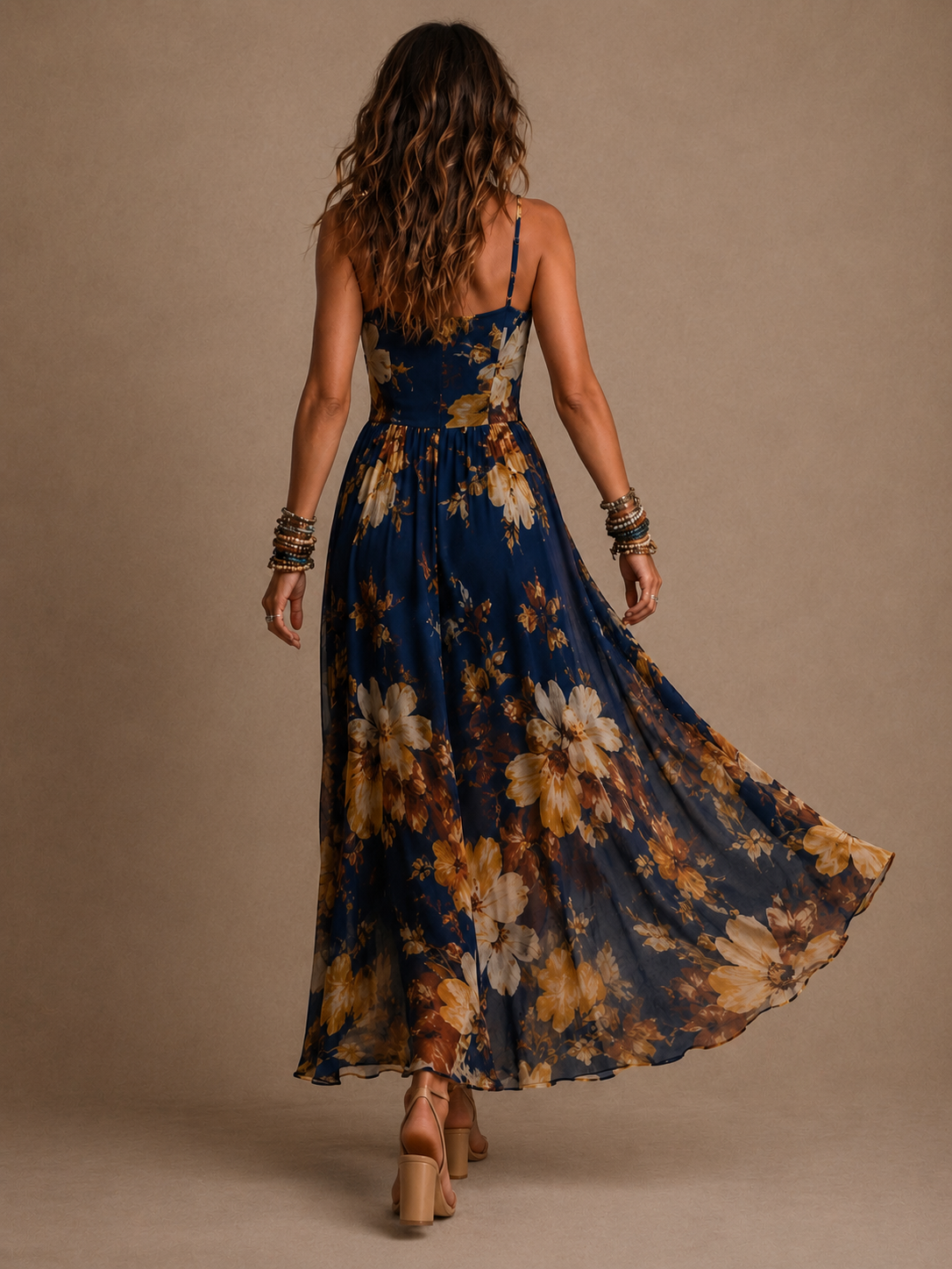 Dulce - vestido comprido com padrão floral e alças