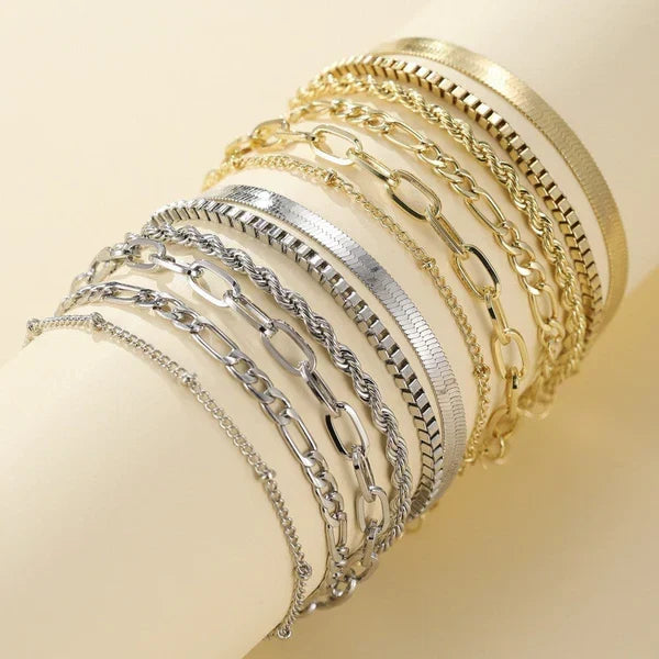 Conjunto de 5 pulseiras douradas