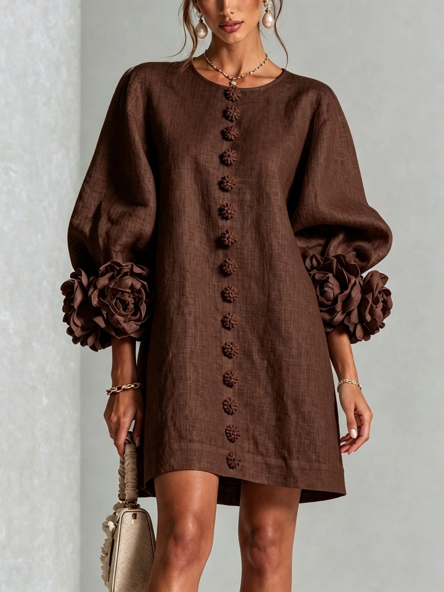 Vestido Floral com Mangas Balão e Decote Redondo
