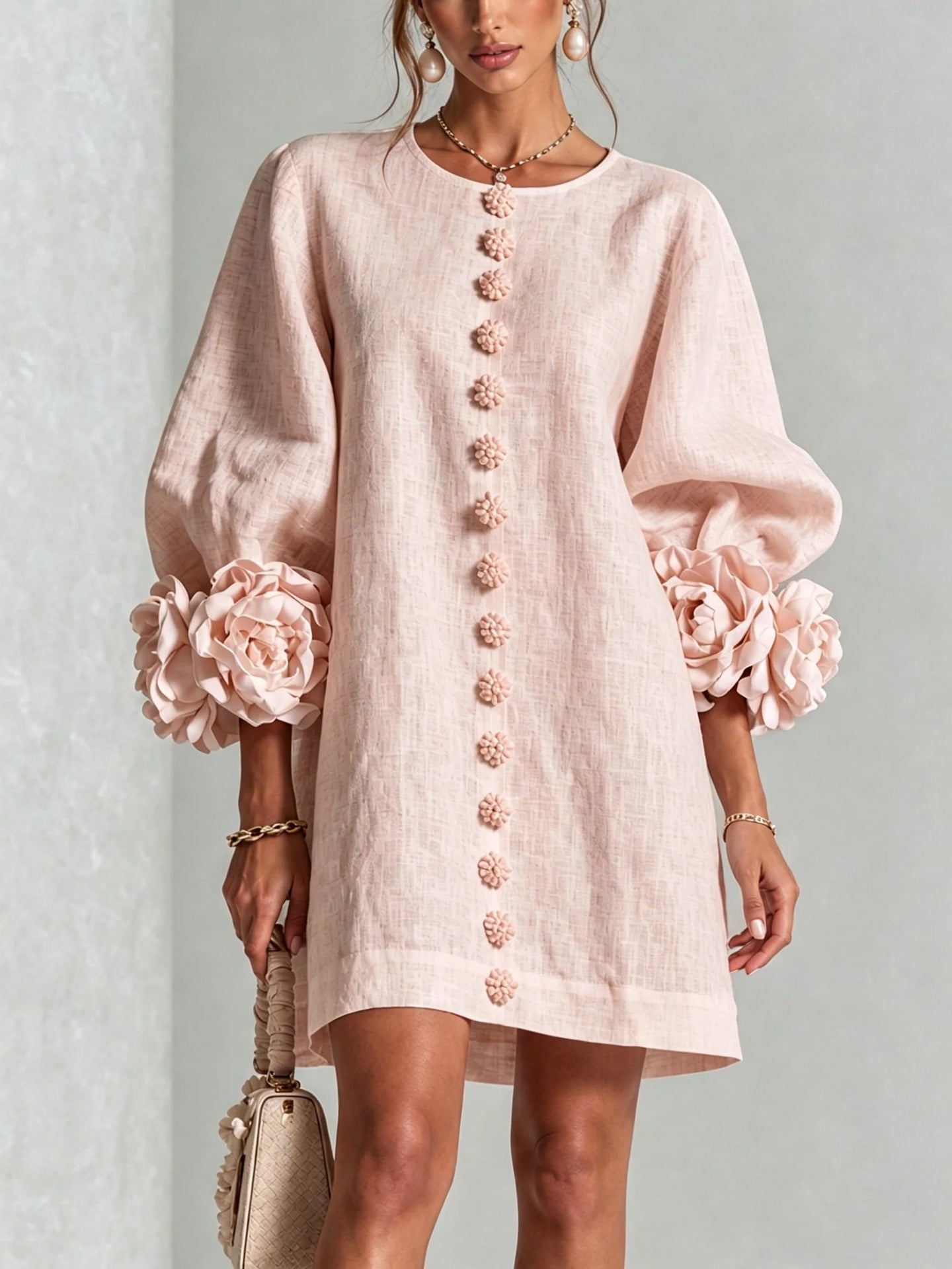 Vestido Floral com Mangas Balão e Decote Redondo
