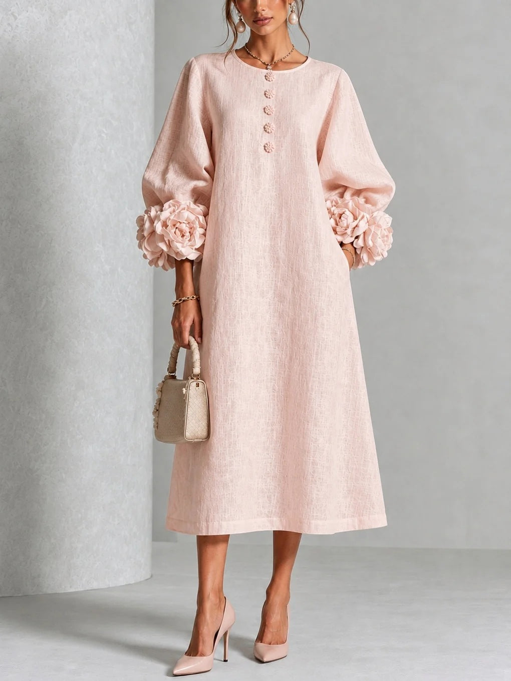 Ladina - Vestido Midi Floral com Botões e Punhos Florais Marcantes