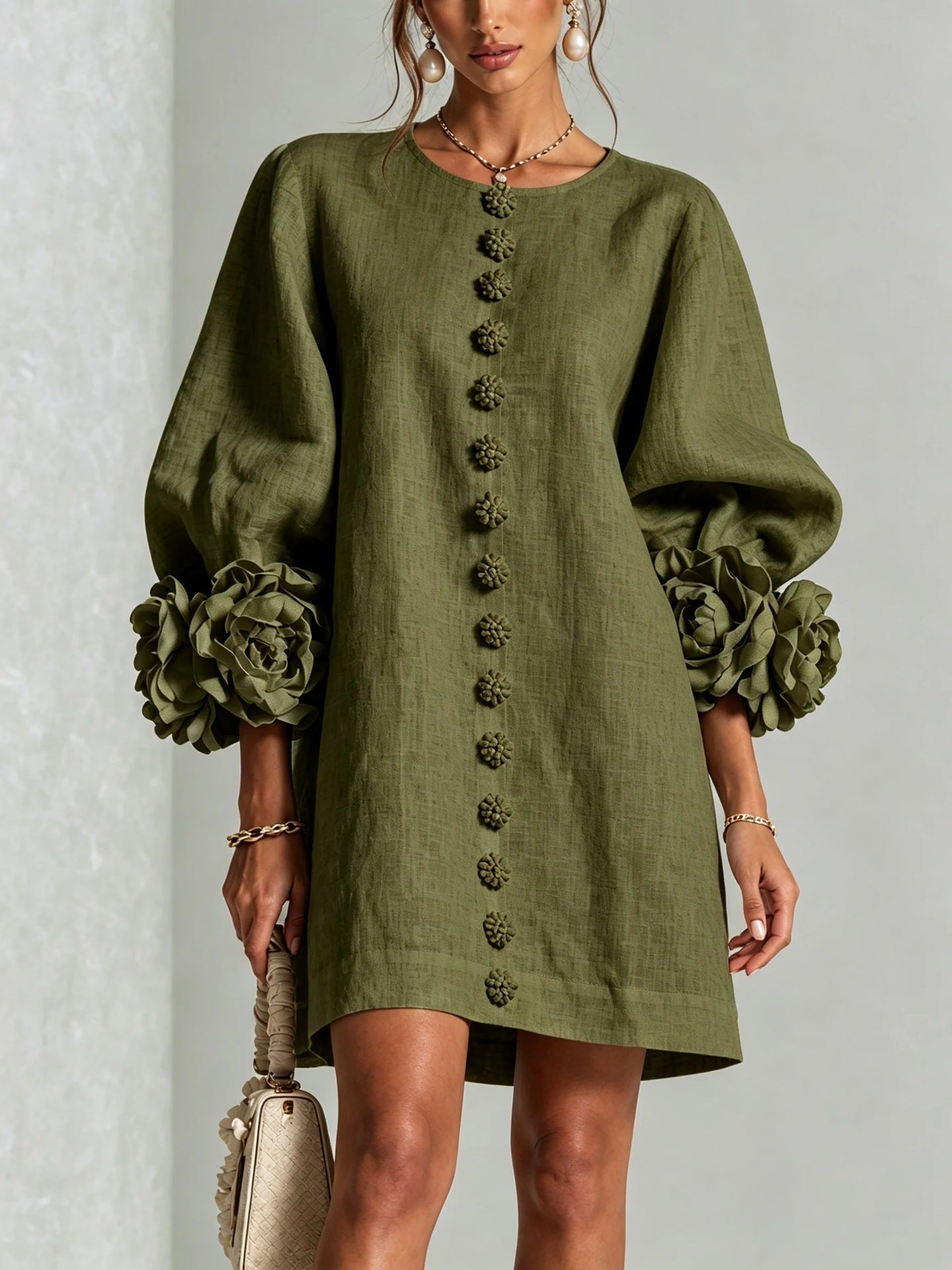 Vestido Floral com Mangas Balão e Decote Redondo