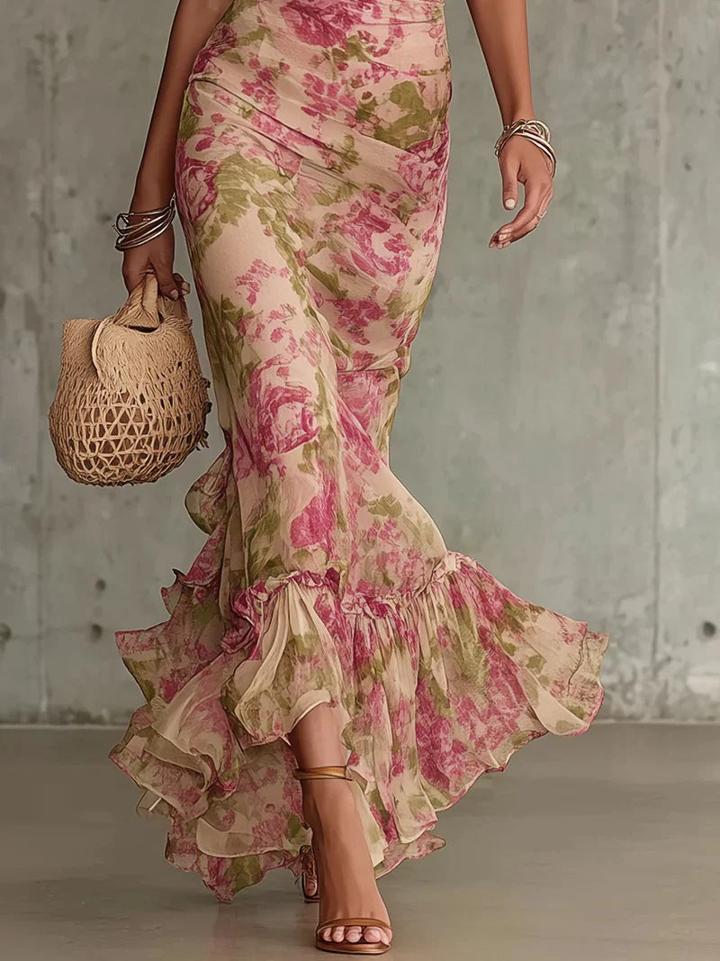 Schlank geschnittenes, langes Damenkleid mit Blumenmuster