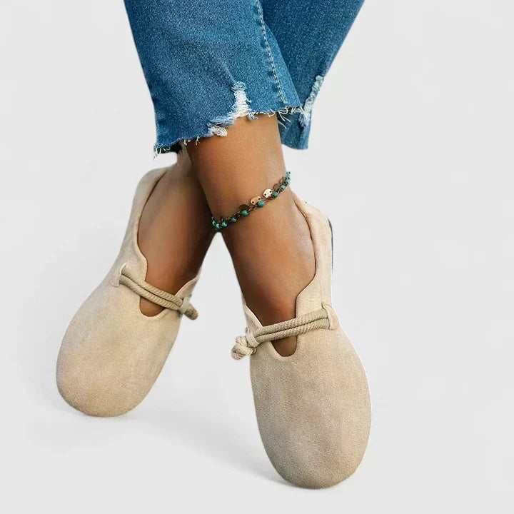 MARÍLIA | Mocassins em Bege e Preto