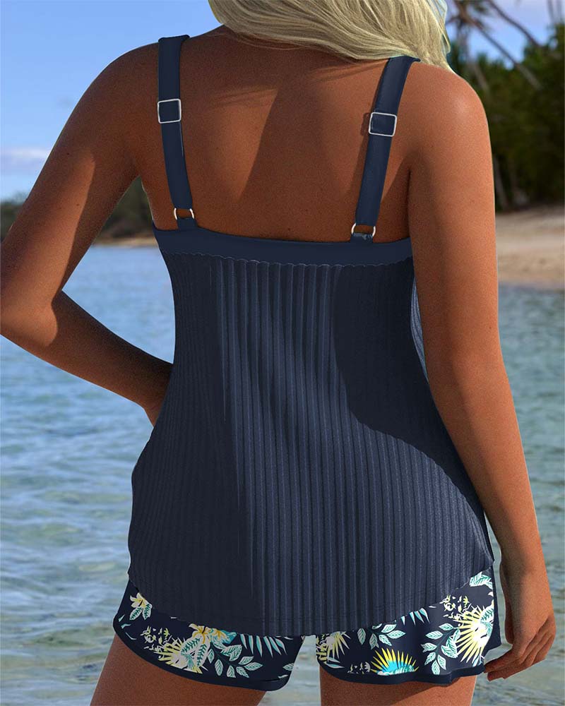 Lana - Tankini às riscas com calções de praia de duas peças