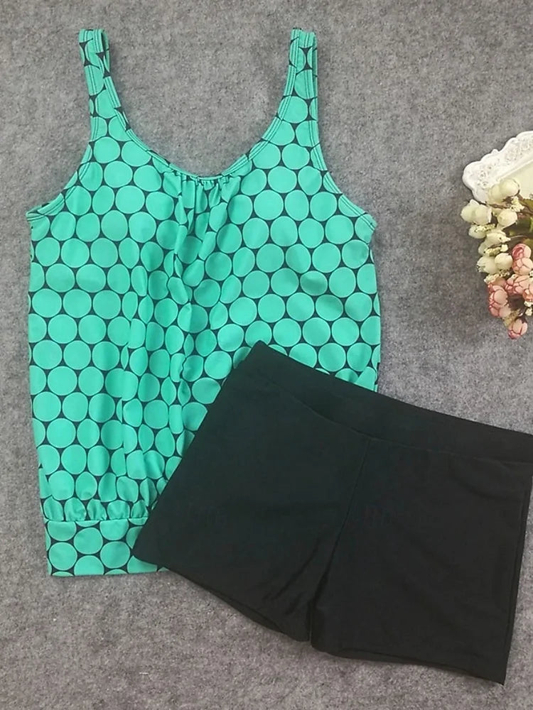 Strickwaren | Tankini mit Tupfen, der den Bauch bedeckt, mit Badeshorts