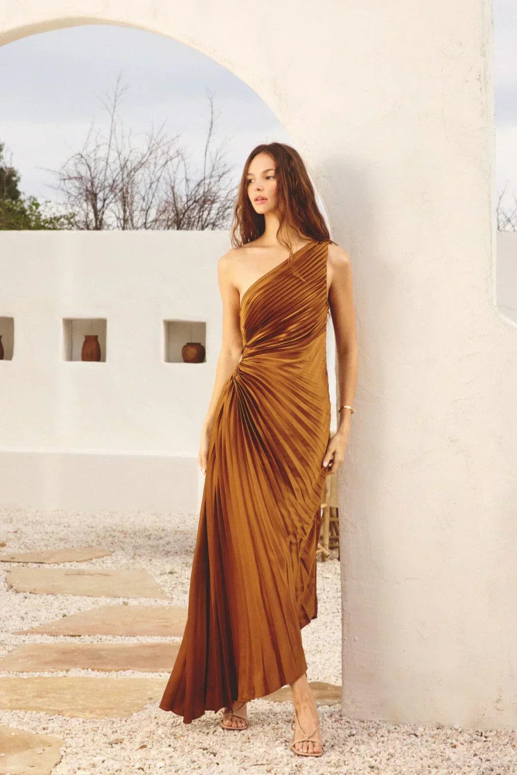 Sylviana - Ein-Schulter Plissiertes Midi-Kleid
